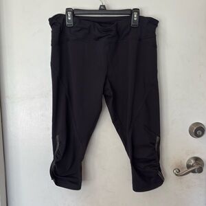 Lululemon Cropped Workout Pants